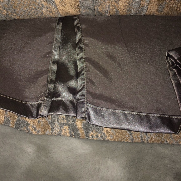 Elie Tahari Skirt Beige & Grey Snake Print Trendy - Picture 5 of 12